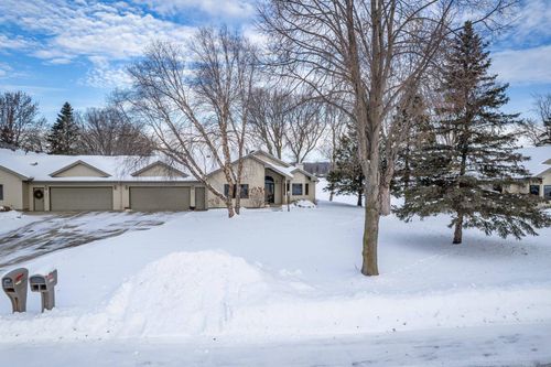2207 Brookwood Ct, Fergus Falls, MN, 56537-3941 | Card Image