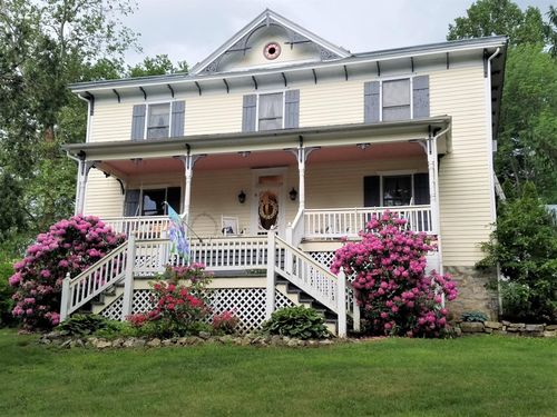 1312 Raphine Rd, RAPHINE, VA, 24472-2202 | Card Image