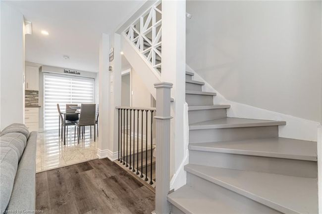512 Pinetree Cres, House other with 3 bedrooms, 3 bathrooms and 4 parking in Cambridge ON | Image 27