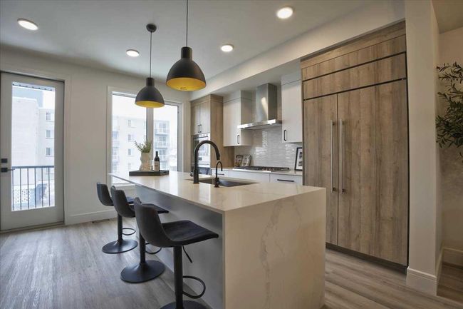2222 5 St Sw, Townhouse with 3 bedrooms, 2 bathrooms and 2 parking in Calgary AB | Image 17