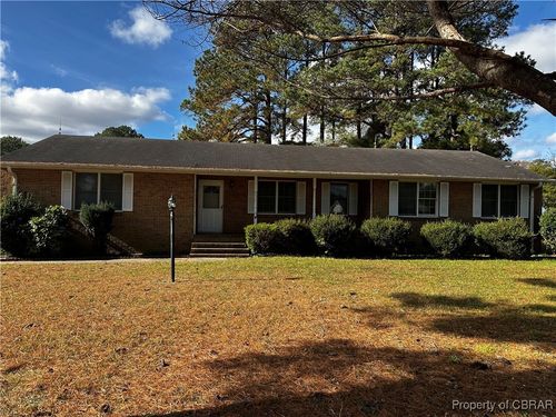 318 Old Matthews Ln, Hallieford, VA, 23068-1020 | Card Image