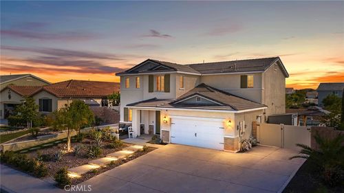 31409 Darlington Oak Dr, Winchester, CA, 92596-7504 | Card Image