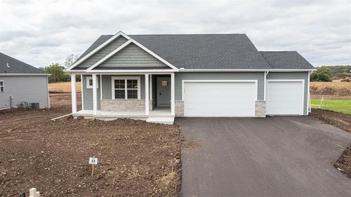 3830 Greenway Cir, Janesville, WI, 53545 | Card Image