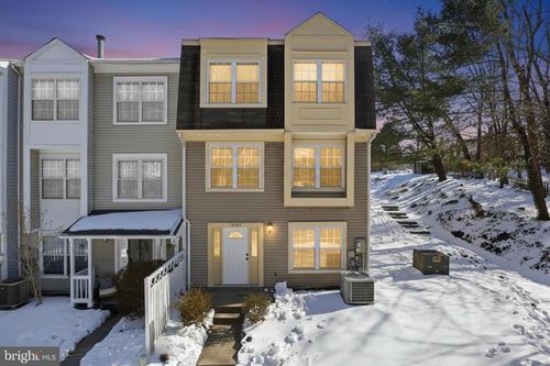 12183 Old Salem Ct, WOODBRIDGE, VA, 22192-6259 | Card Image