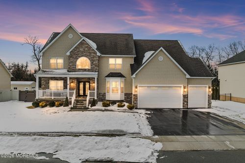 8 Cindy Ct, Howell, NJ, 07731-1878 | Card Image