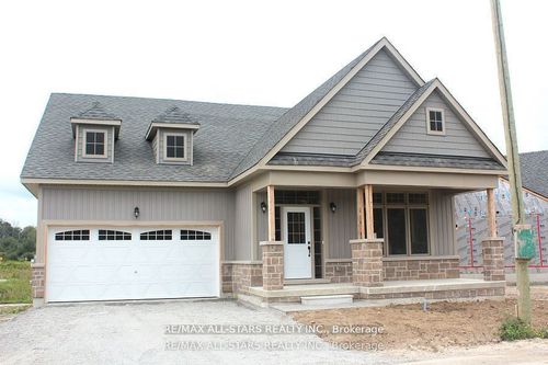 59 Stadacona Ave, Sutton West, ON, L0E1R0 | Card Image