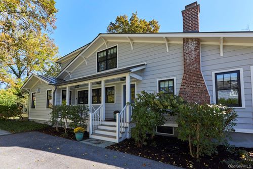 73 Livingston St, Rhinebeck, NY, 12572-1529 | Card Image