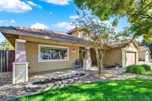 1460 Austin Drive, Dixon, CA, 95620 | Card Image