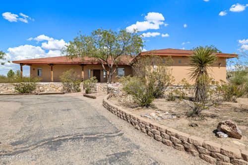 5535 Remington Rd, Las Cruces, NM, 88011-2524 | Card Image