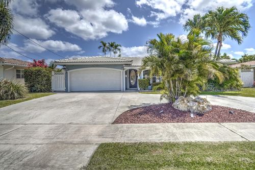 270 Se 3rd Ave, Pompano Beach, FL, 33060-7123 | Card Image