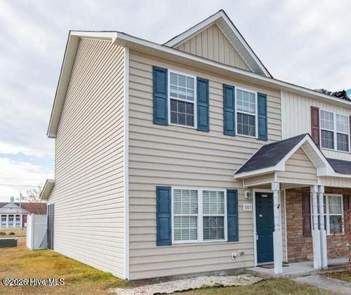 1001 Grandeur Ave, Jacksonville, NC, 28546-7189 | Card Image