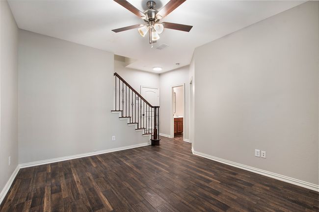 1511 Biltmore Ln, Townhouse with 3 bedrooms, 4 bathrooms and null parking in Irving TX | Image 17