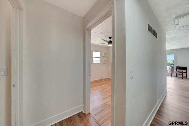 3940 N 17 Th St, House other with 4 bedrooms, 3 bathrooms and 2 parking in Lincoln NE | Image 15