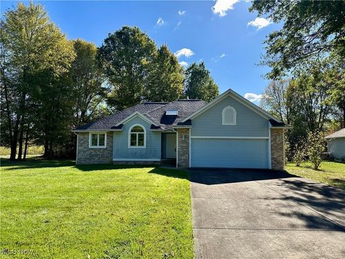 2010 Powder Mill Run, Youngstown, OH, 44505-5712 | Card Image