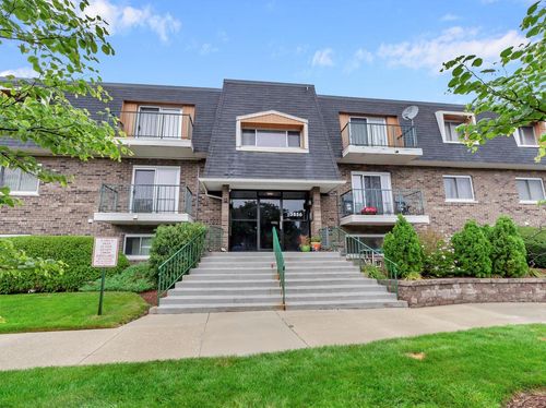 apt-1e-3856 S Parkway Dr, Northbrook, IL, 60062-7232 | Card Image