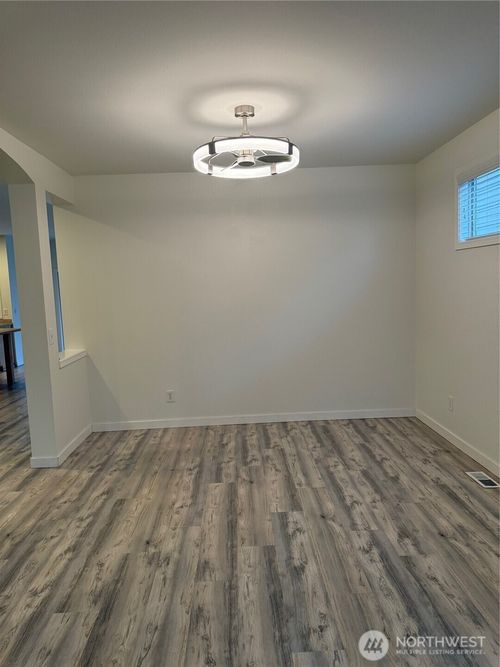 37900 35th Way S, Auburn, WA, 98001-8760 | Card Image