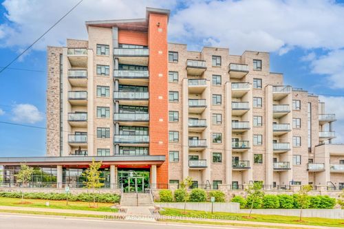 404-30 Hamilton St S, Waterdown, ON, L8B1V8 | Card Image