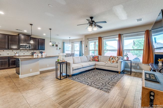 929 Resaca, House other with 4 bedrooms, 4 bathrooms and null parking in Cibolo TX | Image 7