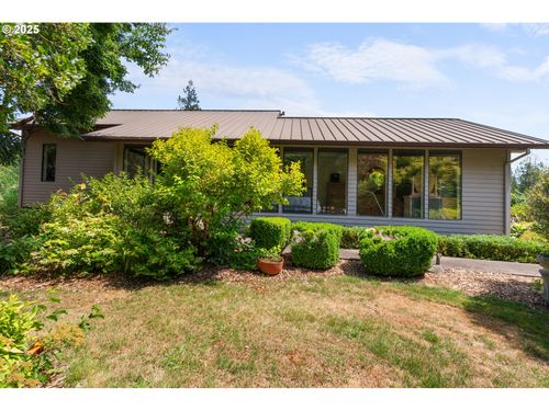 21150 Boones Ferry Rd Ne, Aurora, OR, 97002-9472 | Card Image