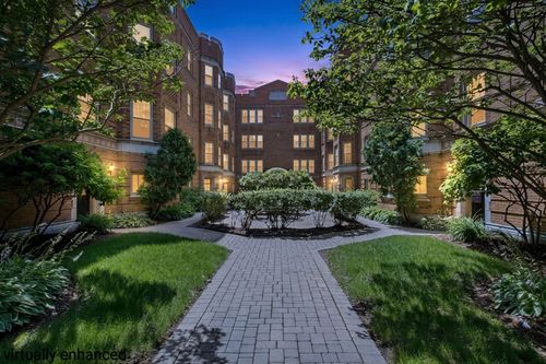 1w-619 Washington Boulevard, Oak Park, IL, 60302 | Card Image