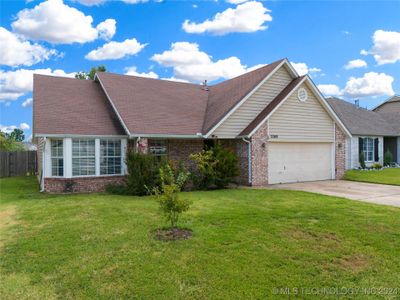 3309 N 2nd Street, House other with 3 bedrooms, 2 bathrooms and null parking in Broken Arrow OK | Image 2