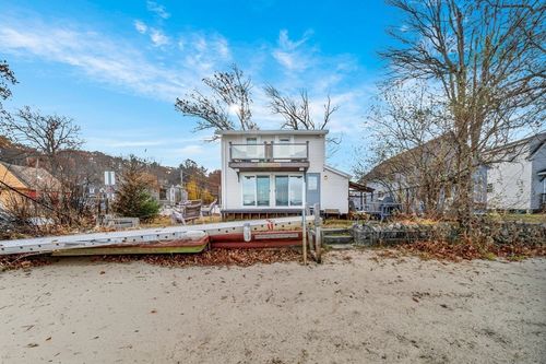 1 Bisson Ln, Merrimac, MA, 01860-1600 | Card Image