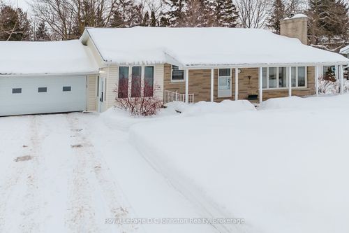 503 Market St, Port Elgin, ON, N0H | Card Image