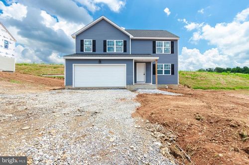 142-272 Valley View Cir, YORK, PA, 17408-6268 | Card Image