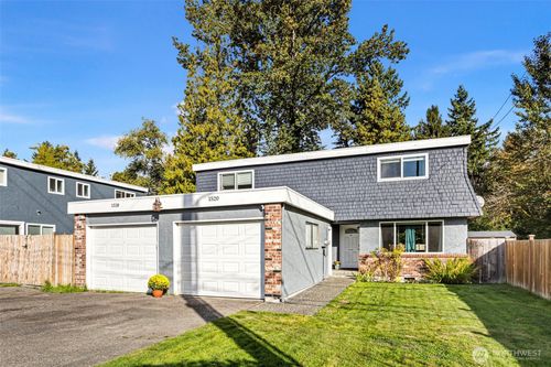 1518 Ne 195th Street, Lake Forest Park, WA, 98155 | Card Image