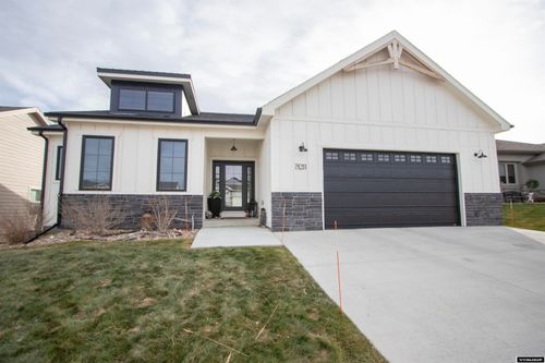 5211 Cheney Loop, Casper, WY, 82609 | Card Image