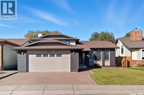 115 Smoothstone Cres, Saskatoon, SK, S7J4T1 | Card Image