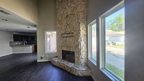 unit-c-5755 Easthampton Dr, Houston, TX, 77039-5070 | Card Image