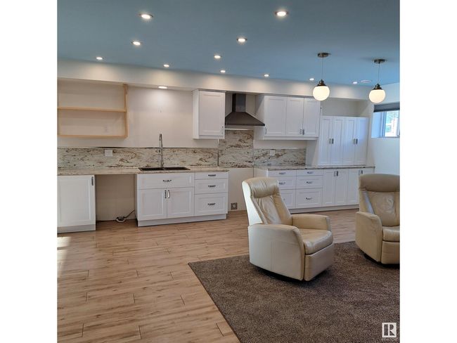 116 Main St, House other with 4 bedrooms, 3 bathrooms and 6 parking in Kingman AB | Image 29