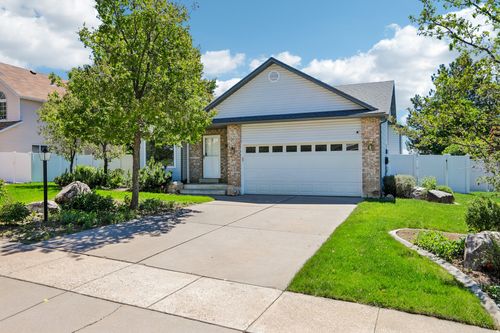 425 E 3550 N, North Ogden, UT, 84414-2712 | Card Image