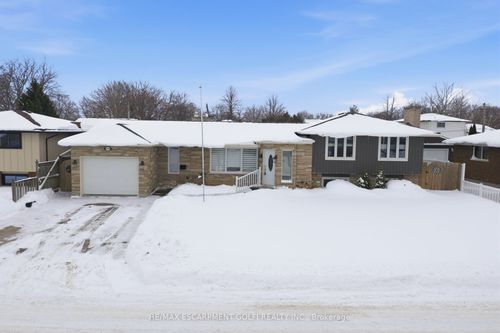 8133 Sarah St, Niagara Falls, ON, L2G6T9 | Card Image