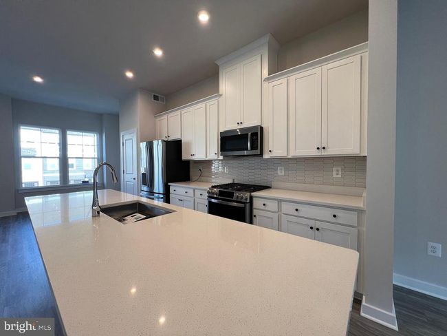 1800 Cherry Birch St, Townhouse with 5 bedrooms, 5 bathrooms and null parking in DUMFRIES VA | Image 40