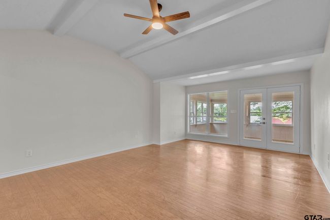 12051 W Lake Dr, House other with 3 bedrooms, 2 bathrooms and null parking in Murchison TX | Image 6