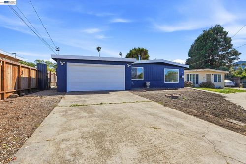 1020 Barbara Ln, San Pablo, CA, 94806-2803 | Card Image
