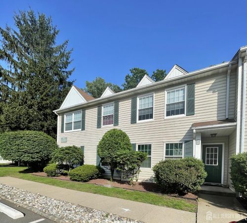 23d-23 Hanover Sq, Middlesex, NJ, 08846-2286 | Card Image