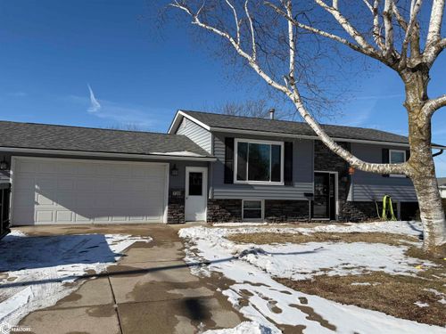 720 3rd St Ne, Clarion, IA, 50525-1144 | Card Image