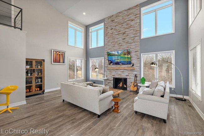 924 Knob Creek Dr, House other with 4 bedrooms, 4 bathrooms and null parking in Oakland Twp MI | Image 8
