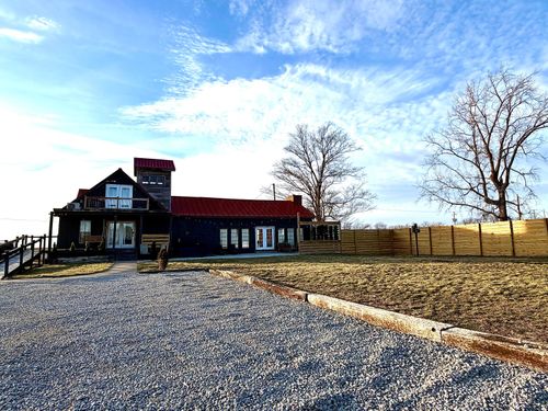 8023 Us Highway 62 Sw, Washington Court House, OH, 43160-9624 | Card Image