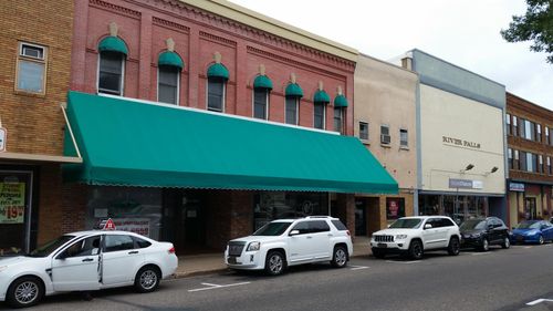 2-111 1/2 N Main St, River Falls, WI, 54022-2484 | Card Image