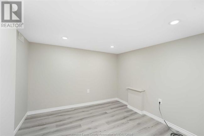 1061 Highland Ave, House other with 4 bedrooms, 3 bathrooms and null parking in Windsor ON | Image 42