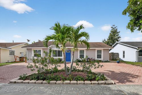 3290 Sw 2nd St, Deerfield Beach, FL, 33442-2311 | Card Image