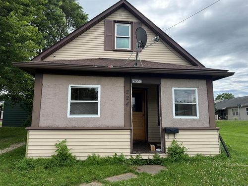 224 Ruth Ave, Arcadia, WI, 54612-1432 | Card Image