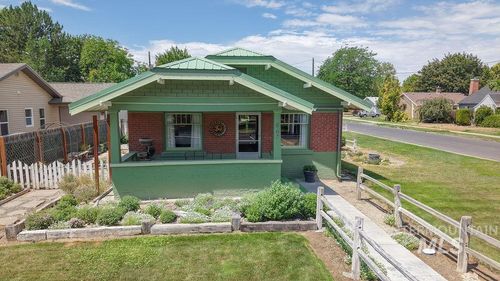 867 Walnut St, Twin Falls, ID, 83301-6958 | Card Image