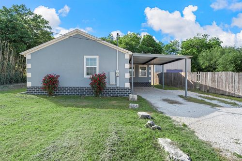 1562 Roadrunner Trl, Riesel, TX, 76682-2618 | Card Image