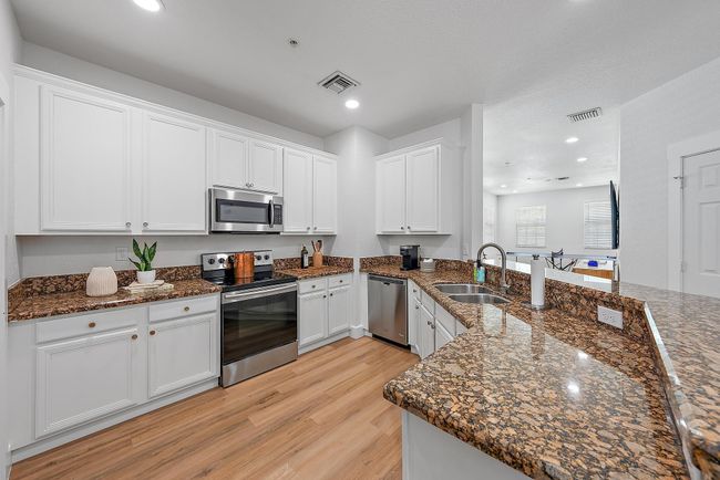 APT-105 - 107 Pond Apple Ln, Condo with 3 bedrooms, 4 bathrooms and null parking in Jupiter FL | Image 13