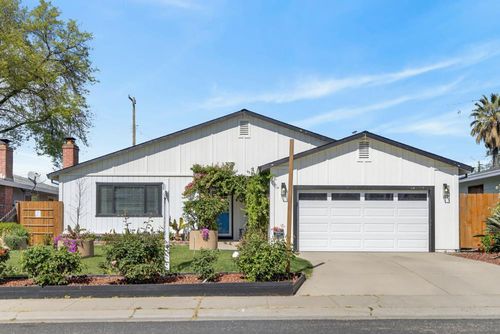 210 Baldwin Avenue, Roseville, CA, 95678 | Card Image